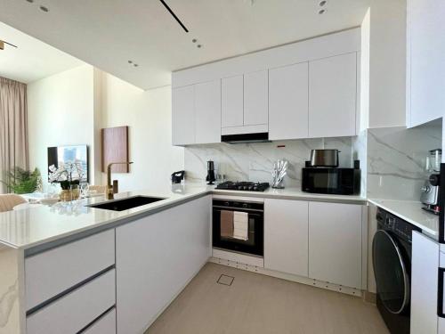 Elegant Jvc 1br Balcony, Pool Access, Parking, Dubai (Foto 5)