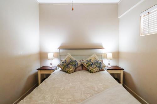 Three-Bedroom Apartment room in Whale Rock 23
