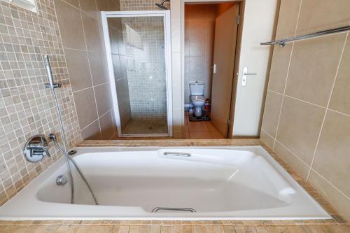 Three-Bedroom Apartment image 9