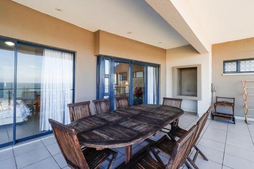 Three-Bedroom Apartment image 2