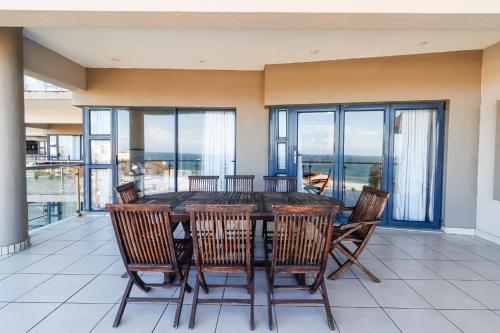 Three-Bedroom Apartment image 1