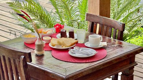 طعام و مشروبات, Mangará Hostel e Hospedaria (Mangara Hostel e Hospedaria) in Praia do Bonete