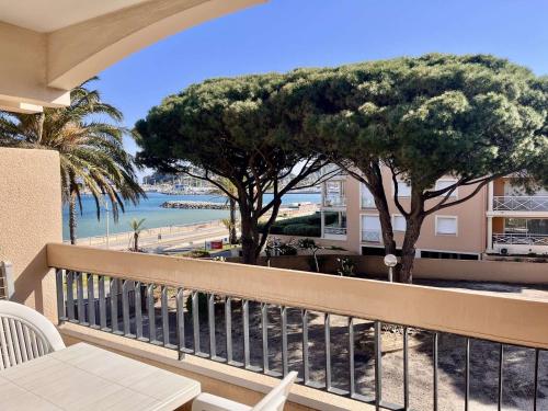 Appartement avec Terrasse, Clim, Parking Privé - Cavalaire-sur-Mer - FR-1-226B-153 - Location saisonnière - Cavalaire-sur-Mer
