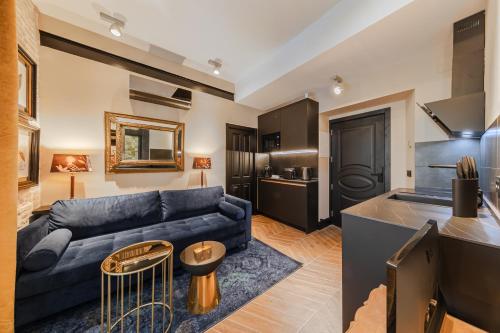 One-Bedroom Apartment with City View image 8