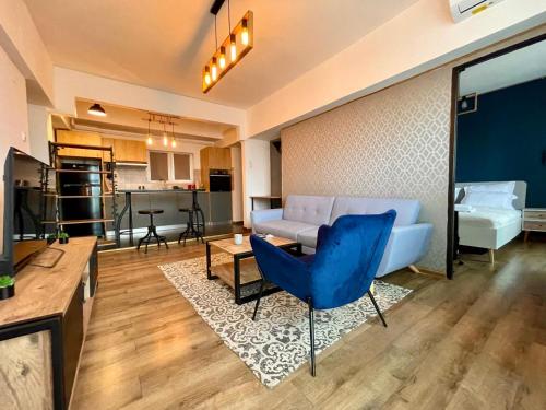 Bugatti cozy central escape