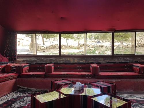 Dana Moon Hotel in Tafila