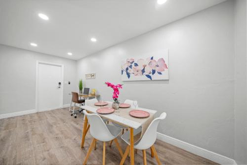 Bayview Regency in Oakland Park