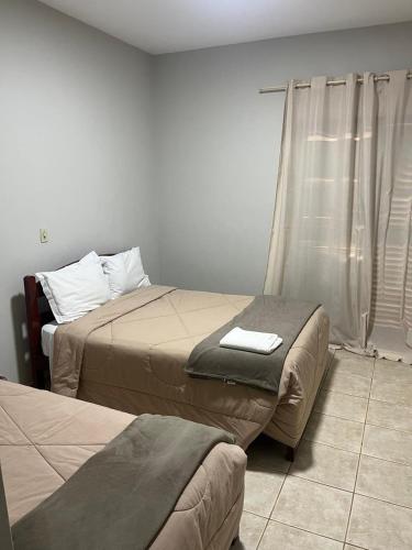1 double bed, 1 twin bed