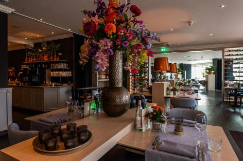 Restaurant, Tulip Inn Leiden Centre in Leiden