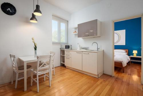 Lux Split Centre Apartments 1