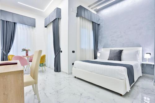 Hotiday Room Collection - Napoli Sant'Arcangelo near Centro Storico
