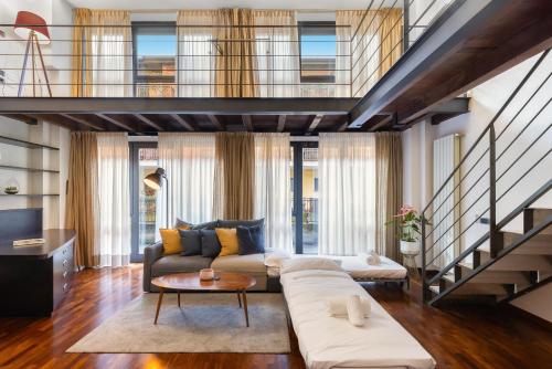 Loft Bandiello by BarbarHouse, Milan