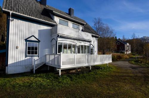 Viesnīcas āriene, Heggmoen Lodge in Tverlandet