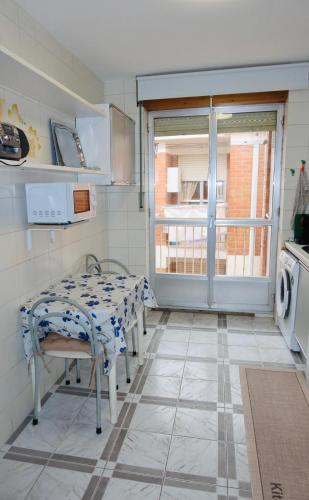 廚房, Apartamento Victoria in 東胡安華倫西亞