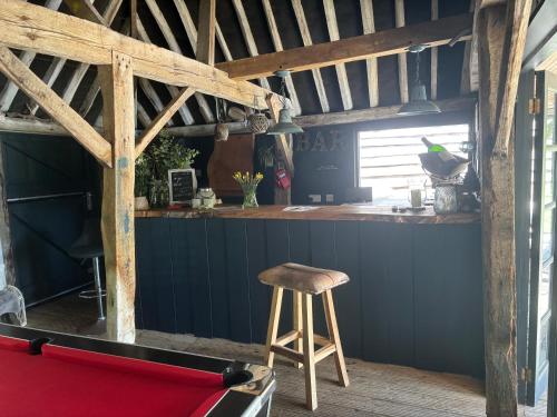 Street Farmhouse - image 6