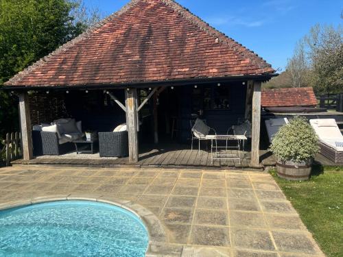 Facilities, Street Farmhouse in Godshill