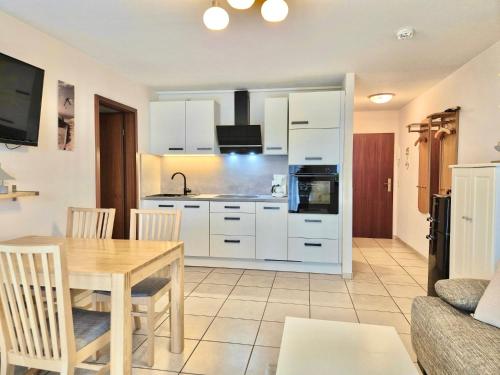 Titania 3 in Gromitz