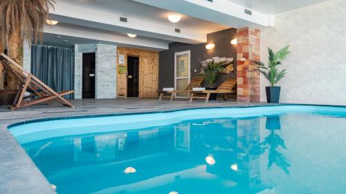 ノヴェ・グトキー Marina Sniardwy Resort 3つ星 ホテル 外観