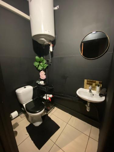 Blackroom 5
