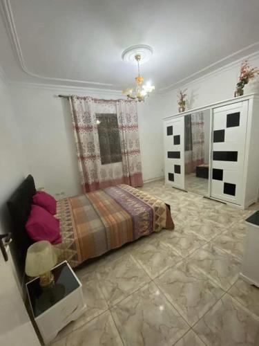 909 apartment 4