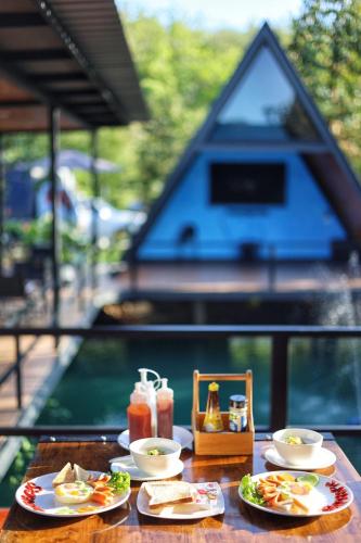 Sky Home Wat Chedi Ai Khai Resort & Restaurant - 식음료(F&B)