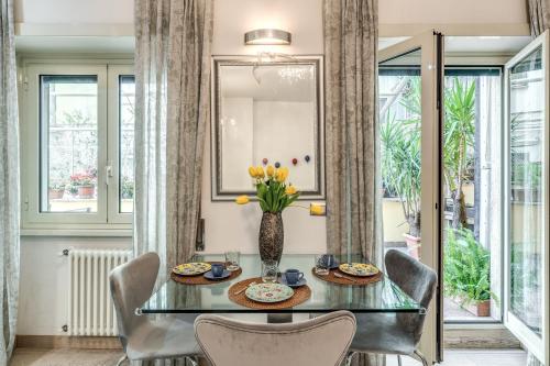 Santa Croce apartment with private terrace, Roma (foto 8)