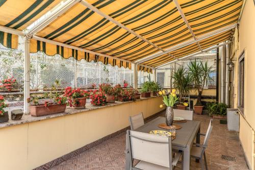 Santa Croce apartment with private terrace, Roma (foto 2)