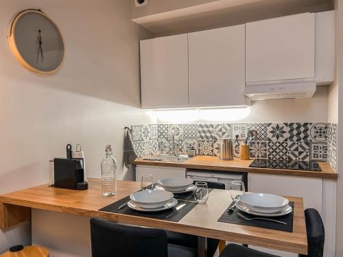 廚房, Studio cosy Villefranche-Sur-Saône (Studio cosy Villefranche-Sur-Saone) in 索恩河畔維爾弗朗施