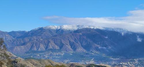 Sky Ridge Retreat - Lux Hilltop Escape - Pool & Spa