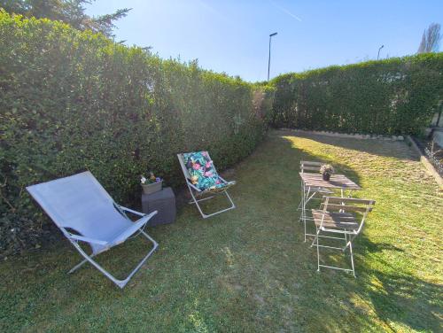 สวน, Maison 4 chambres proche Reims in แตงเกวอซ์