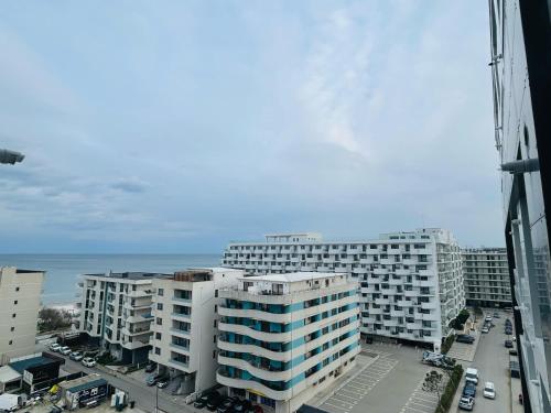 Studio with Sea View image 8