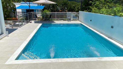 Casa WHITE