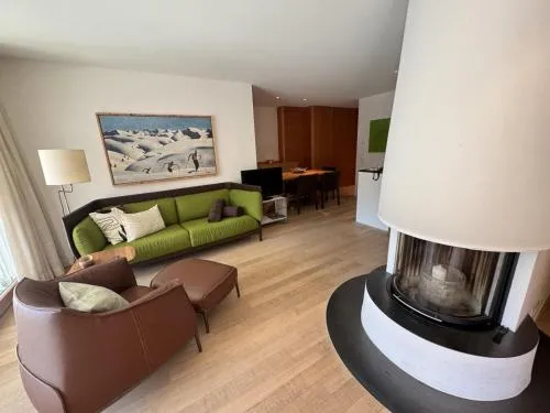 Sleek Mountain Escape Light and Airy in Flims, Schweiz