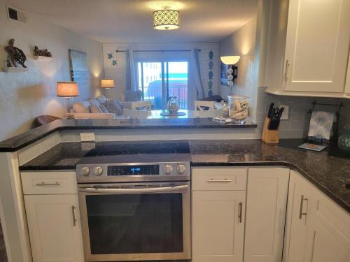 Hacienda del Sol II - 202 in New Smyrna Beach, USA