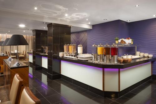 Crowne Plaza London Ealing an IHG Hotel - image 2
