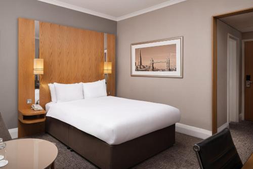 Crowne Plaza London Ealing an IHG Hotel - image 3