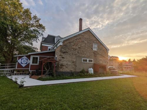 Foothills Lodge & Diner in Малон