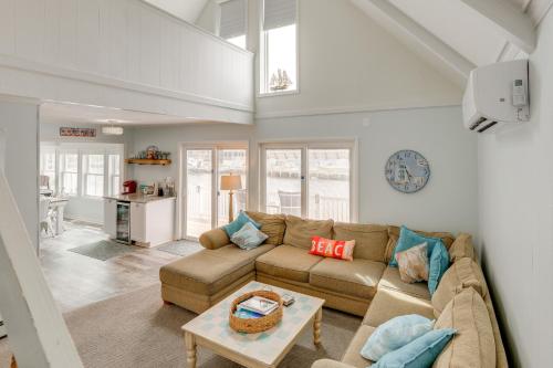 Waterfront Cottage w/ Private Dock in Ocean Pines! in Ocean Pines (MD)
