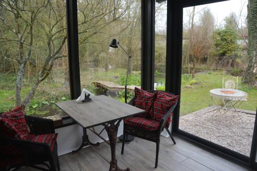 Chambres d'hotes, Gites La Petite Madeleine in La Madelaine-sous-Montreuil
