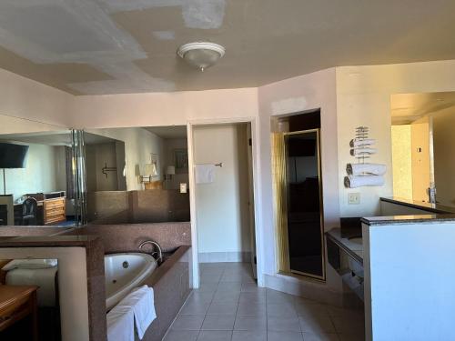 Fiesta Inn Los Angeles - Bell Gardens