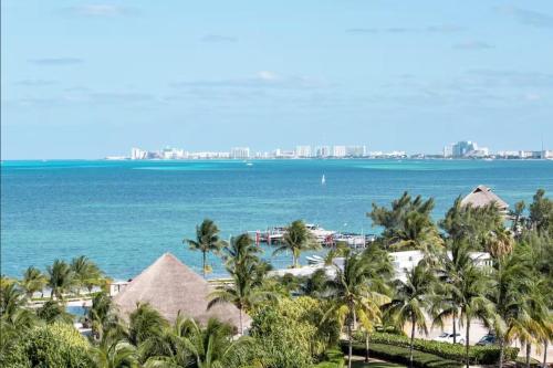 MAREA New 2 BDR Beachfront by Casa Paraíso, Cancún (photo 6)