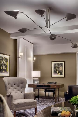 The Carlyle A Rosewood Hotel - image 5