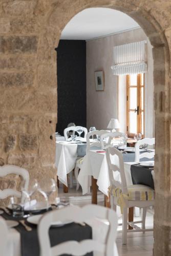 Les Hospitaliers - image 8