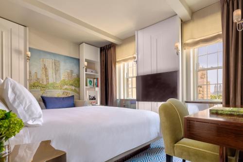 room detail thumbnail 1