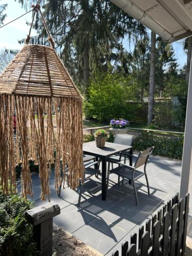 Ibiza style chalet in Verspreide huizen Eext