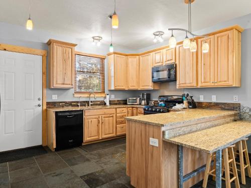 Prospector Accommodations by All Seasons Resort Lodging – Park City, UT