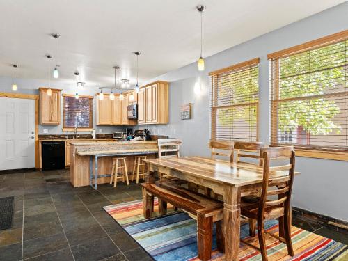 Prospector Accommodations by All Seasons Resort Lodging – Park City, UT