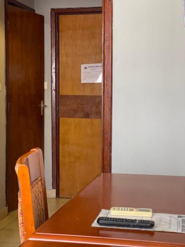 Hotel Peninsule Bonamoussadi Douala in 圣芭芭拉