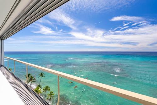Colony Surf 1503 and 4 in Diamond Head