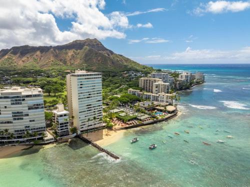 Colony Surf 1503 and 4 in Diamond Head